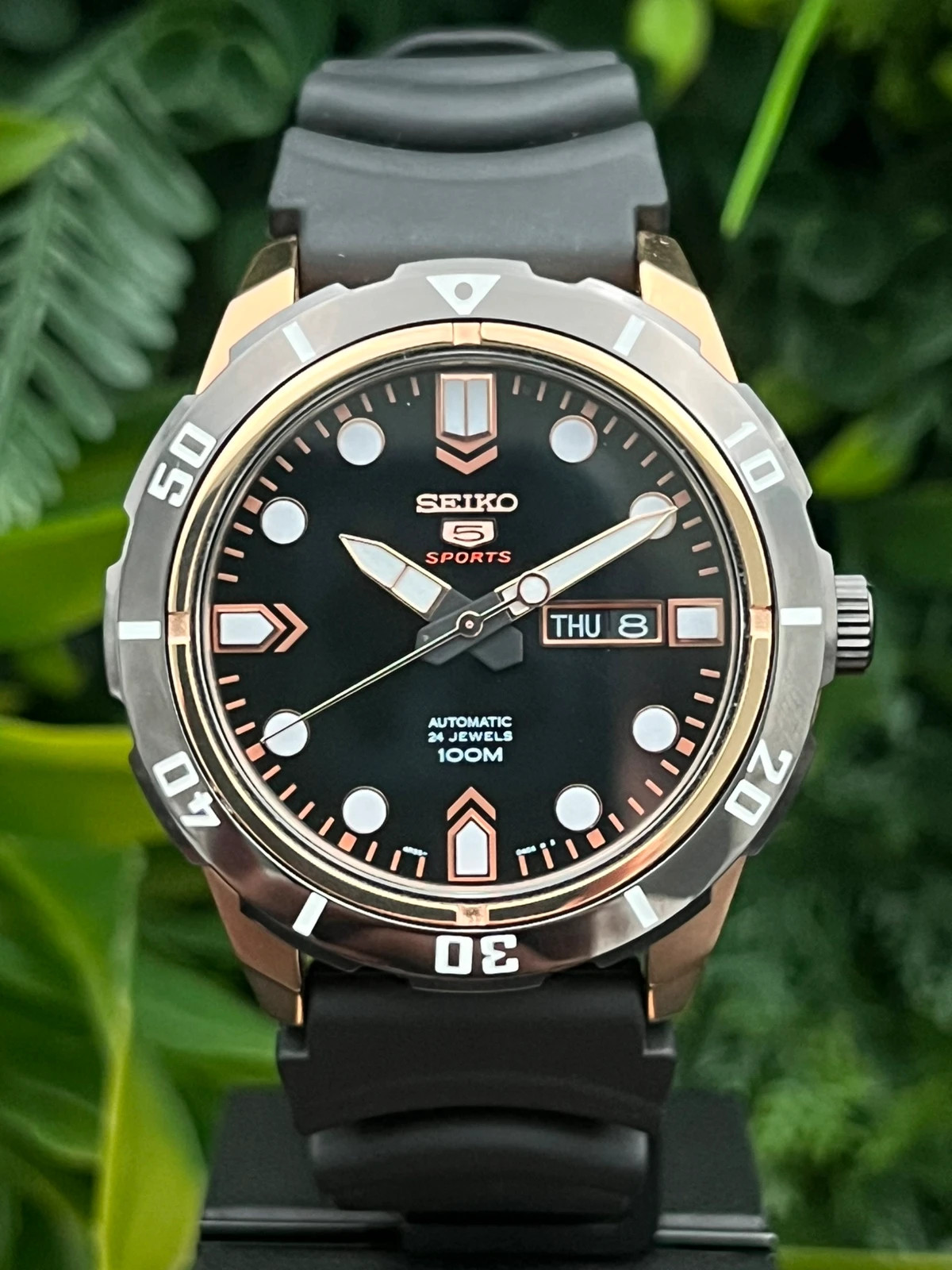 Seiko 5 Sports 100m SRPD680K1, 4R36-04J0 Full Set (est 2015)